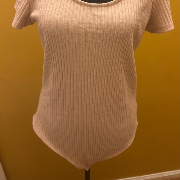 Express Ribbed Light Dusty Rose/Beige Ribbed Bodysuit XL - Picture 5 of 5